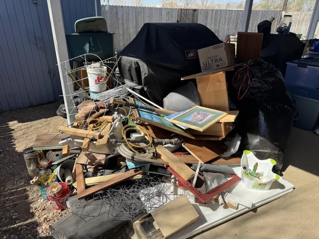 Apartment Cleanout Services