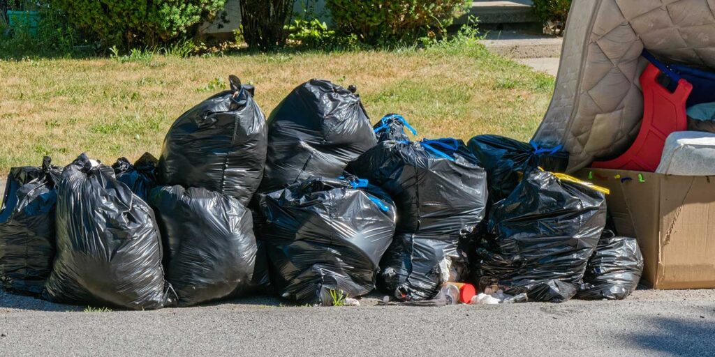 Get fast, reliable Trash Removal San Diego CA services for homes and offices. Remove furniture, debris, and clutter responsibly.